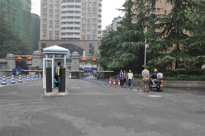重庆大学门禁系统安装案例